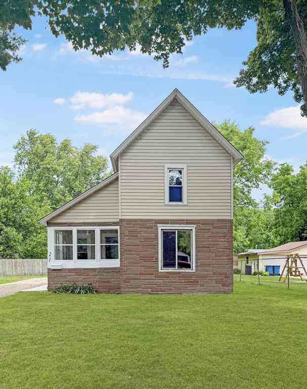 Homes For Sale - 21 E Willard Avenue E E<br/> Battle Creek, MI 49037