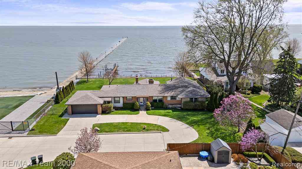 Homes For Sale - 22624 Rio Vista Street <br/> Saint Clair Shores, MI 48081