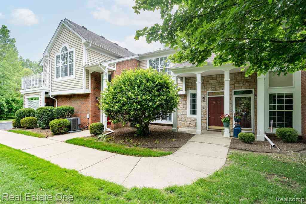Condo For Rent - 44770 Marigold Drive <br/> Sterling Heights, MI 48314