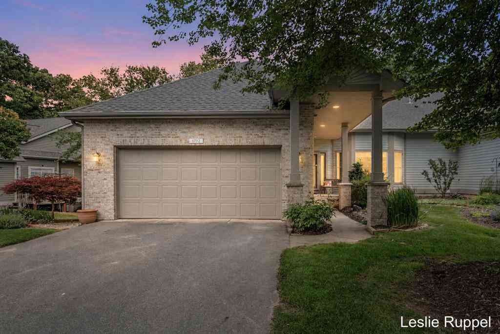 Condo For Sale - 1712 Big Timber Court Ne NE<br/> Grand Rapids, MI 49505