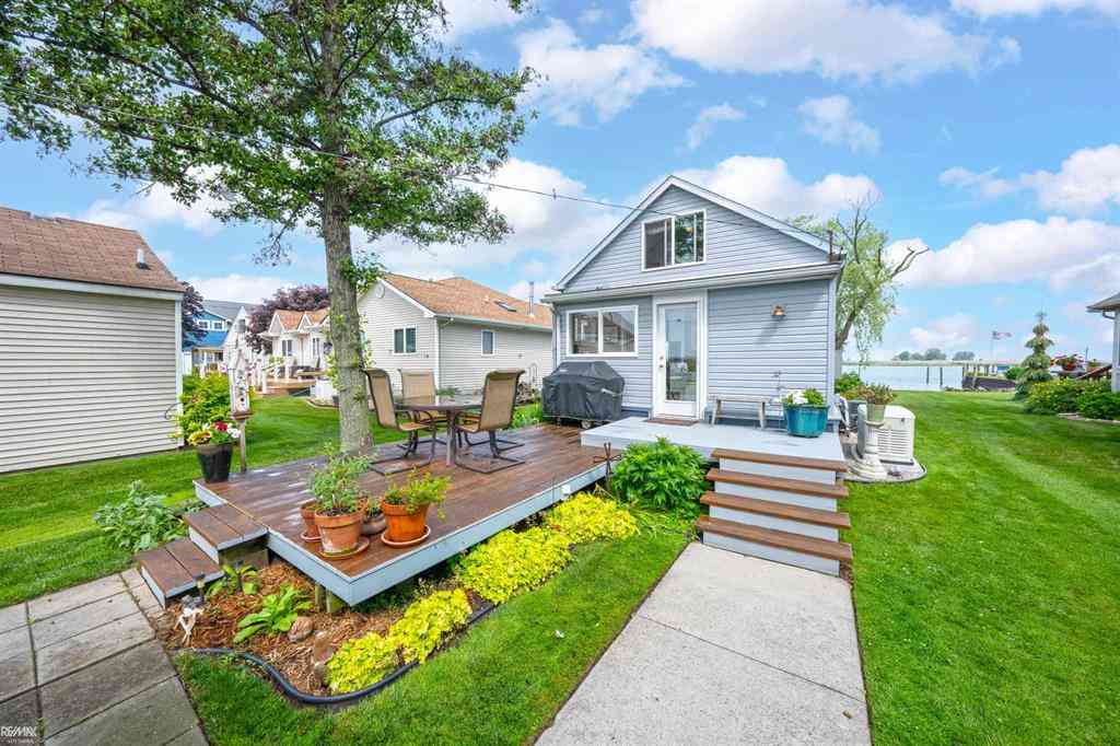 Homes For Sale - 8292 Middle Channel Drive <br/> Saint Clair County, Harsens Island, MI 48028
