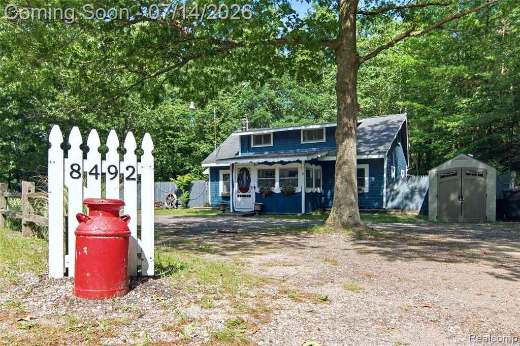 Homes For Sale - 8492 N Br Us 31 Road <br/> Pentwater, MI 49449