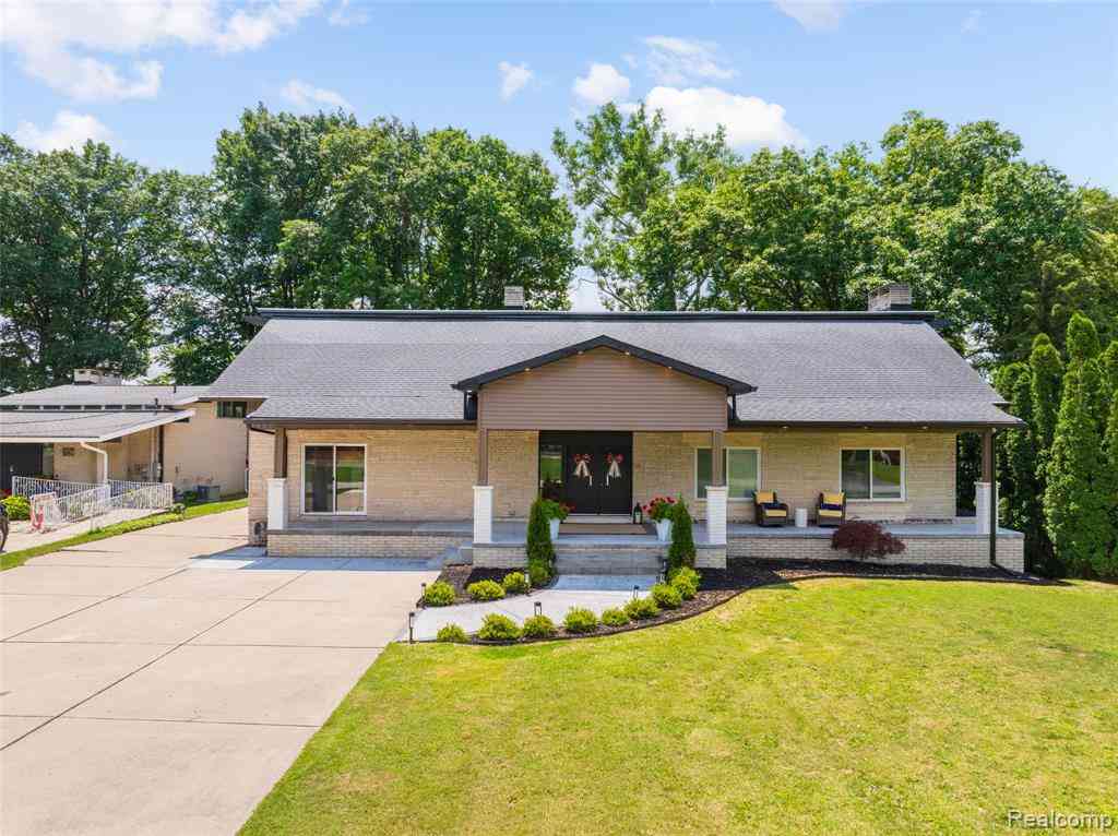 Homes For Sale - 44429 Harmony Lane <br/> Belleville, MI 48111