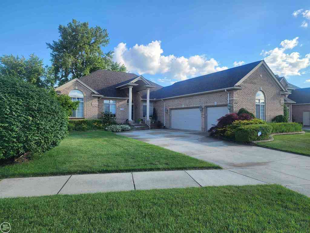 Homes For Sale - 21766 Ambassador Drive <br/> Macomb, MI 48044
