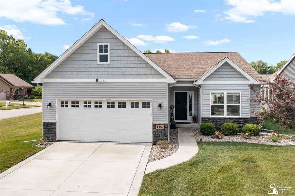 Homes For Sale - 4157 Caitlin Court <br/> Lambertville, MI 48144
