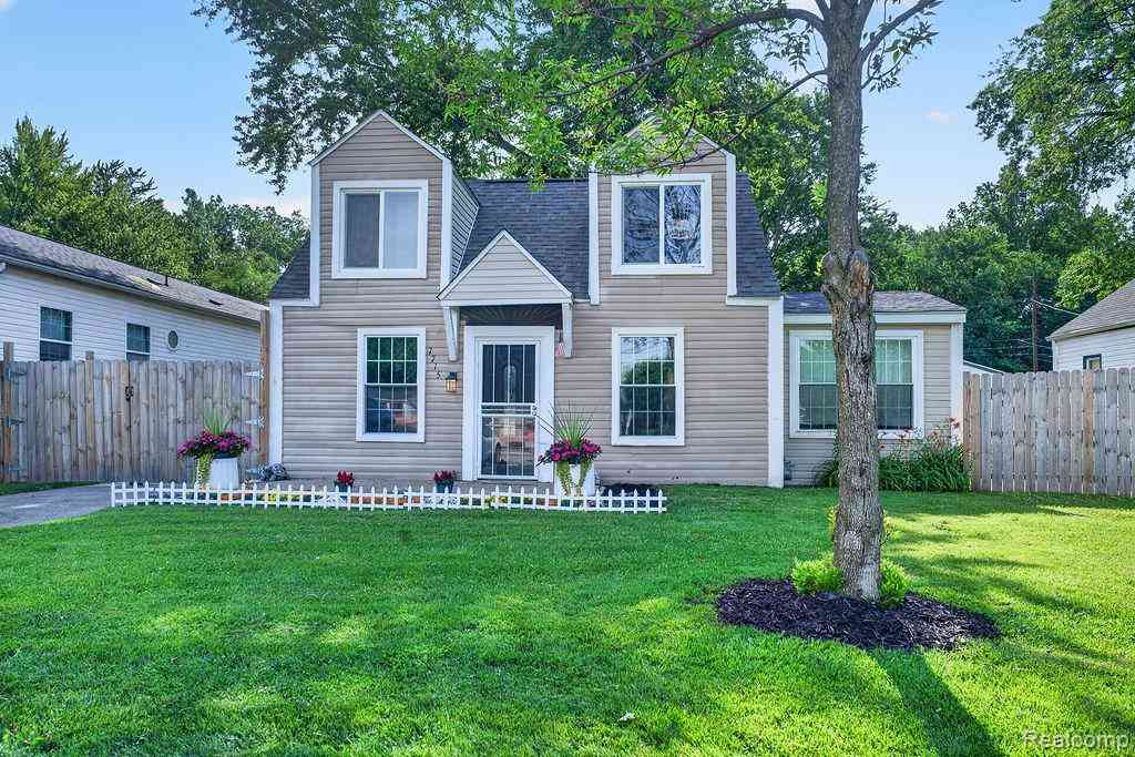 Homes For Sale - 7715 Beech Daly Road <br/> Taylor, MI 48180