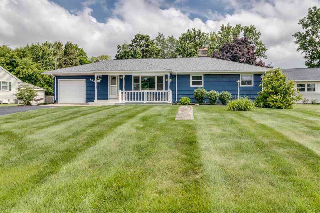 Homes For Sale - 344 Lakeshore Drive <br/> Battle Creek, MI 49015