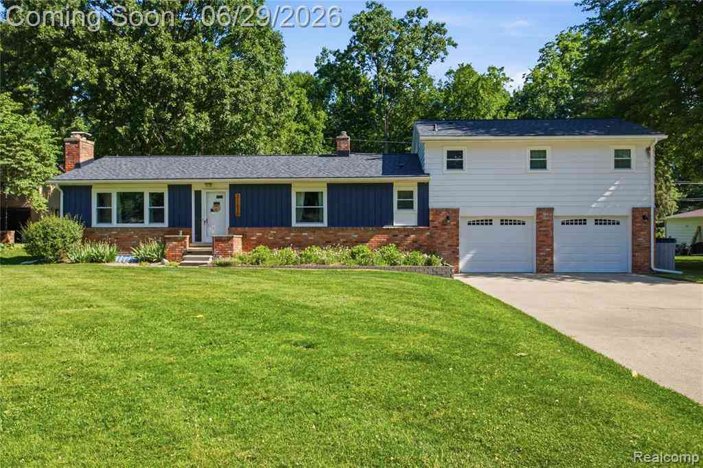 Homes For Sale - 31620 Bobrich Street <br/> Livonia, MI 48152