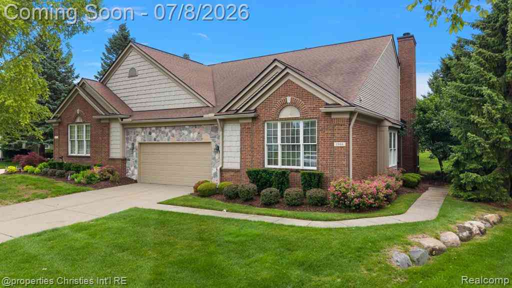 Condo For Sale - 1946 Dunham Drive <br/> Oakland County, Rochester, MI 48306