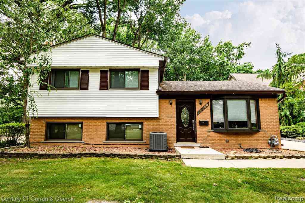 Homes For Sale - 16100 Kennebec Street <br/> Wayne County, Southgate, MI 48195