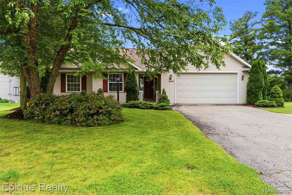 Homes For Sale - 1409 Meadow Green Lane <br/> Genesee County, Linden, MI 48451