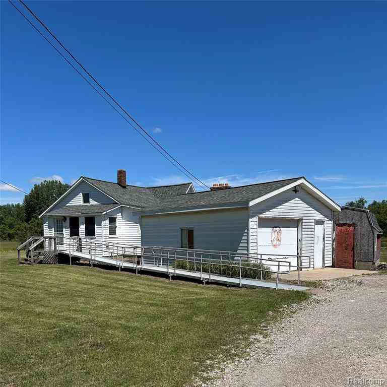 Homes For Sale - 3850 Densmore Road <br/> Tuscola County, Caro, MI 48723