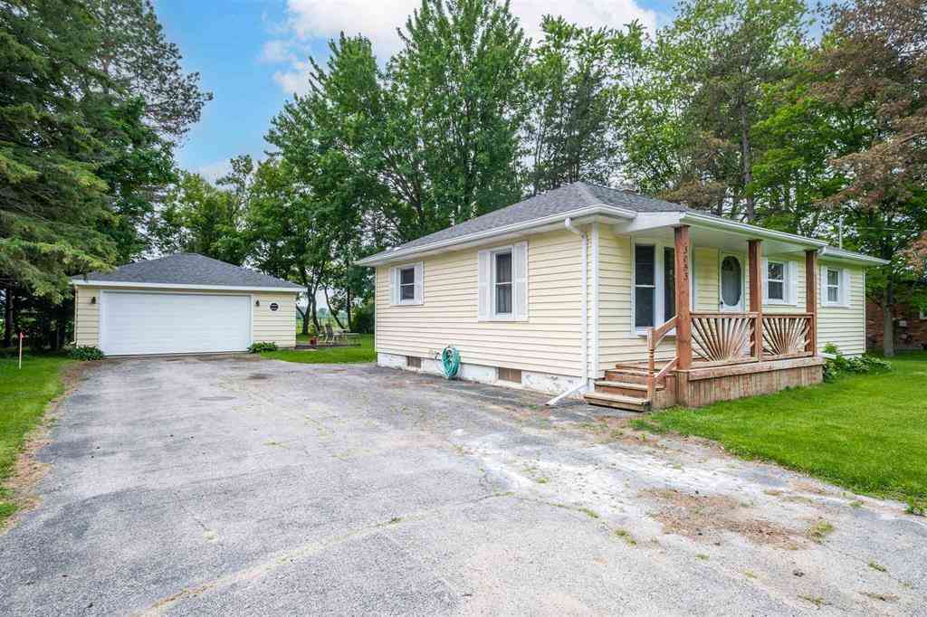 Homes For Sale - 3053 Kerry Street <br/> Genesee County, Mount Morris, MI 48458