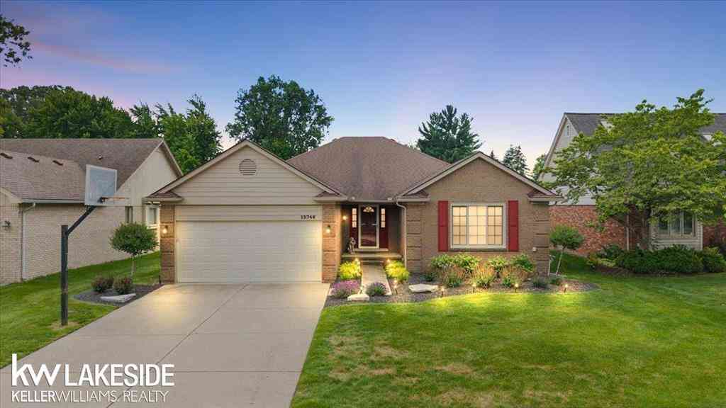 Homes For Sale - 13746 Wellington Drive <br/> Macomb County, Sterling Heights, MI 48313