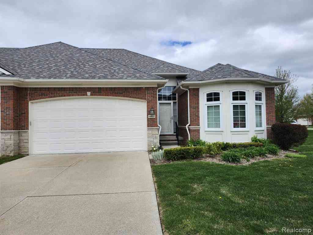Condo For Sale - 14817 Kings Mill Drive  #47<br/> Macomb County, Utica, MI 48315