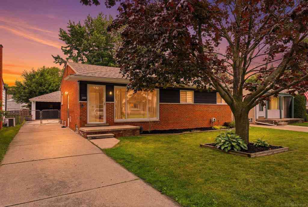 Homes For Sale - 22507 Socia Street <br/> Saint Clair Shores, MI 48082