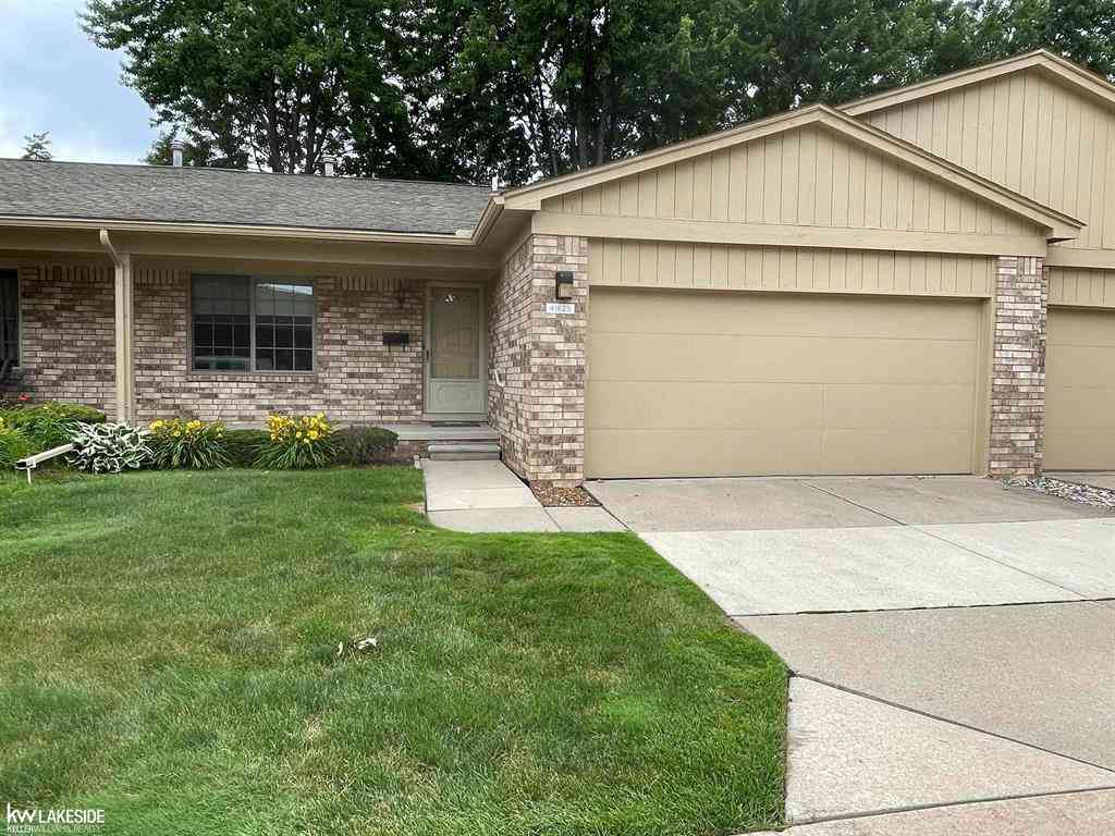 Condo For Sale - 41625 Janet Circle <br/> Macomb County, Clinton Township, MI 48038