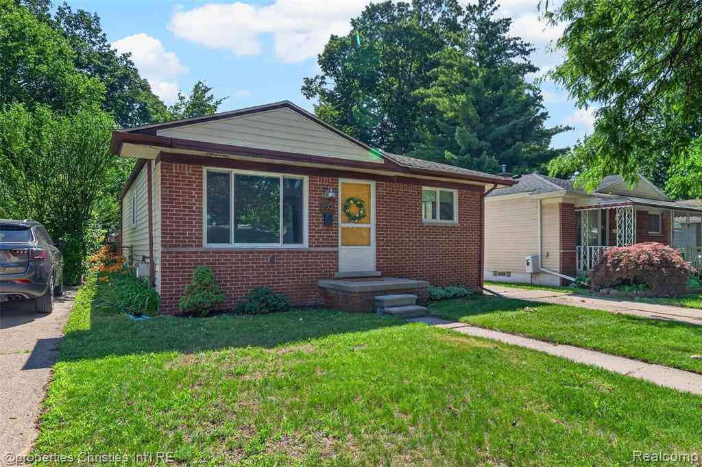 Homes For Sale - 27856 Lenox Avenue <br/> Oakland County, Madison Heights, MI 48071