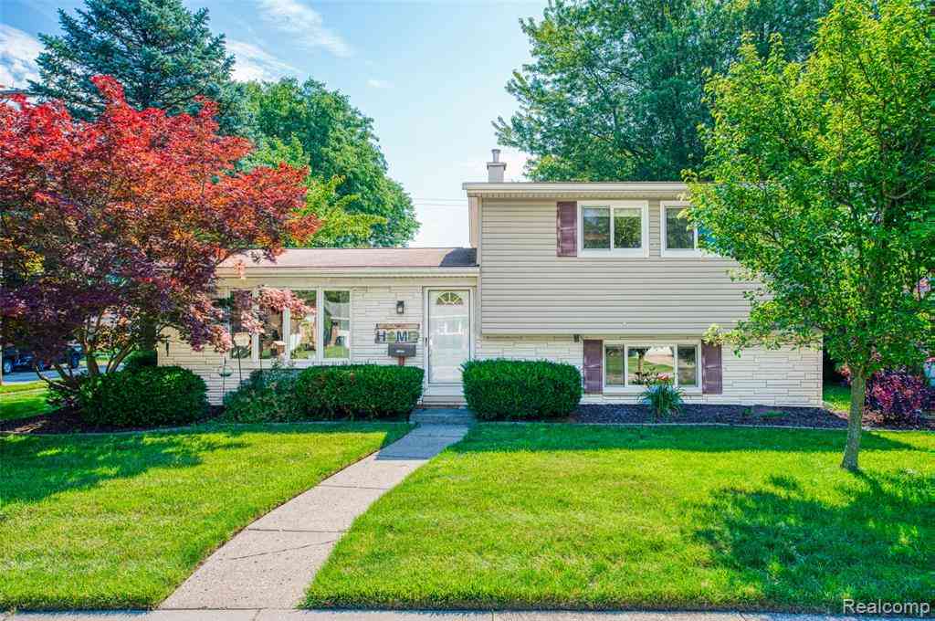 Homes For Sale - 11860 Riverside Drive <br/> Plymouth, MI 48170