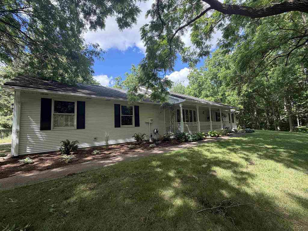 Homes For Sale - 4272 Dillingham Drive <br/> Tecumseh, MI 49286