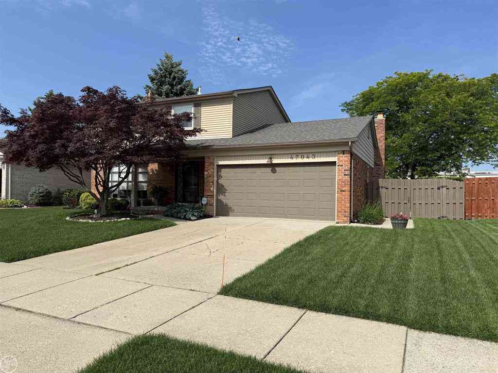 Homes For Sale - 47043 Sanborn Drive <br/> Macomb, MI 48044
