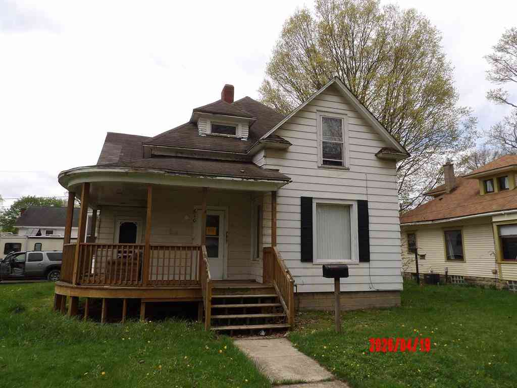 Homes For Sale - 610 Pine Street <br/> Saint Joseph County, Three Rivers, MI 49093