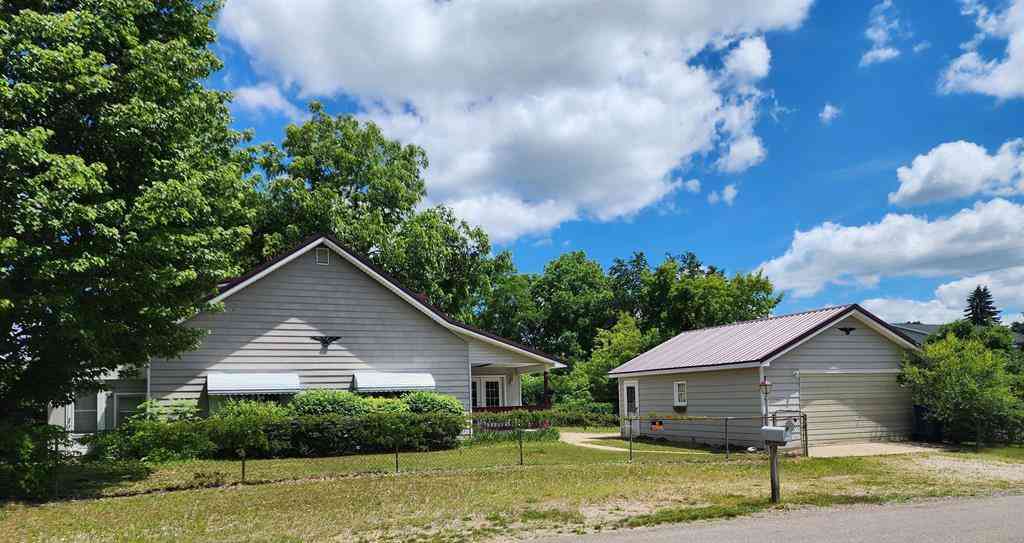 Homes For Sale - 295 Birch Street <br/> Harrison, MI 48625