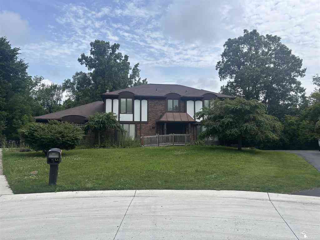 Homes For Sale - 31180 N Park Drive <br/> Oakland County, Farmington, MI 48331