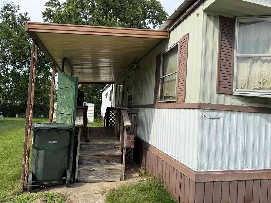 Homes For Sale - 45 Pinegate Street Sw SW<br/> Grand Rapids, MI 49548