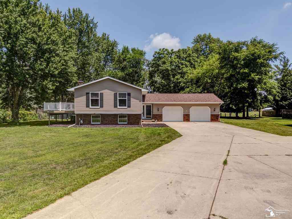 Homes For Sale - 8870 Dixon Road <br/> Monroe County, Monroe, MI 48161
