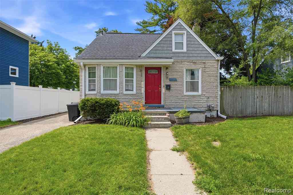 Homes For Sale - 1427 Pearson Street <br/> Oakland County, Ferndale, MI 48220
