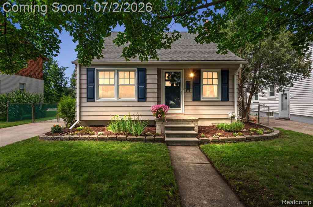 Homes For Sale - 1706 Princeton Road <br/> Oakland County, Berkley, MI 48072
