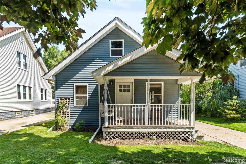 Homes For Sale - 136 Mapledale Avenue <br/> Oakland County, Hazel Park, MI 48030