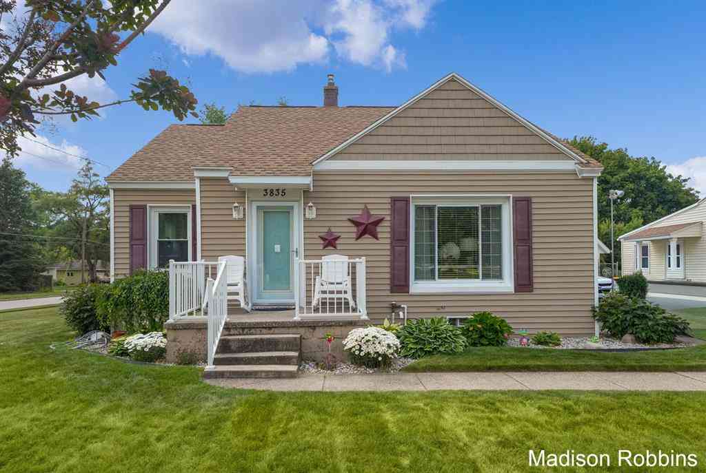Homes For Sale - 3835 Wilson Avenue Sw SW<br/> Kent County, Grandville, MI 49418