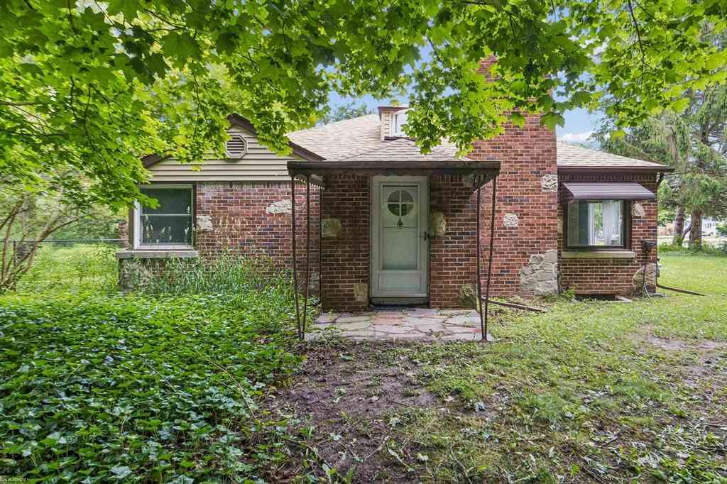 Homes For Sale - 3000 W Water Street <br/> Saint Clair County, Port Huron, MI 48060