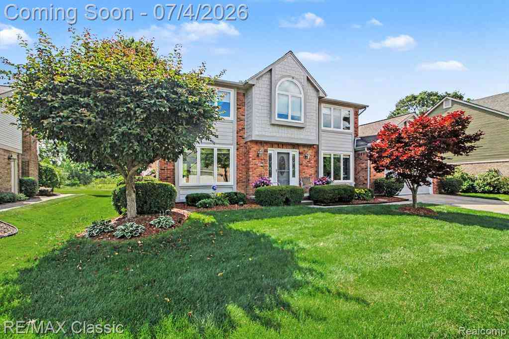 Homes For Sale - 25723 Sullivan Lane <br/> Oakland County, Novi, MI 48375