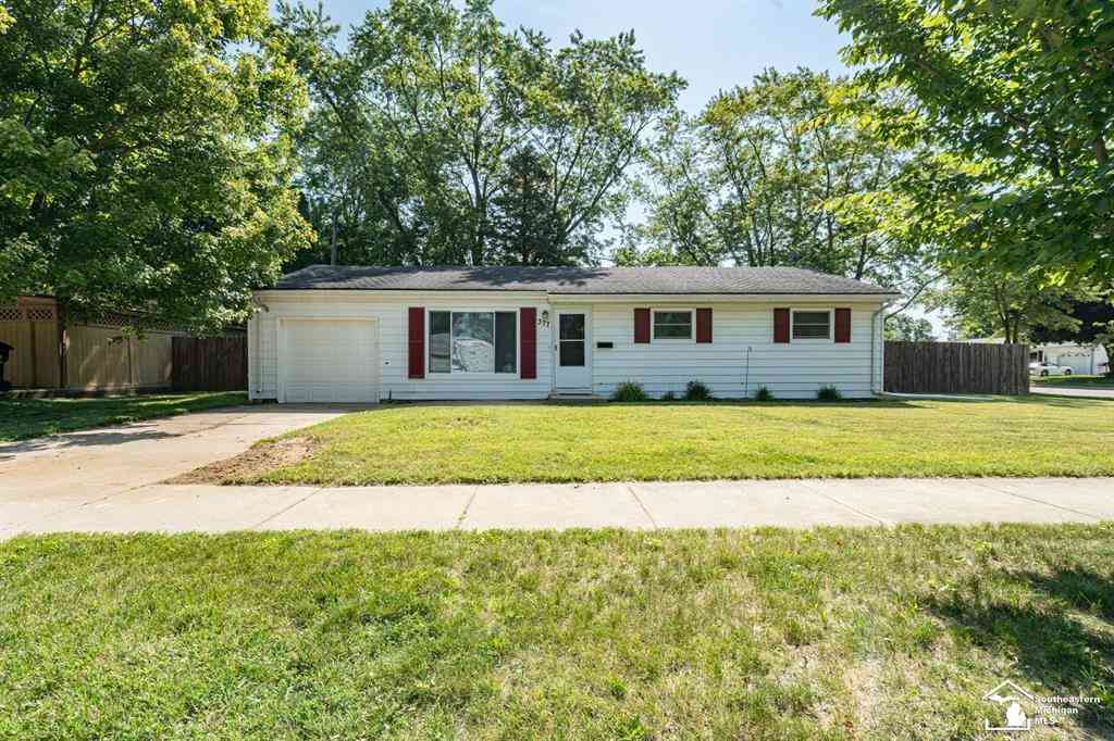 Homes For Sale - 377 Argyle Crescent Road <br/> Washtenaw County, Milan, MI 48160