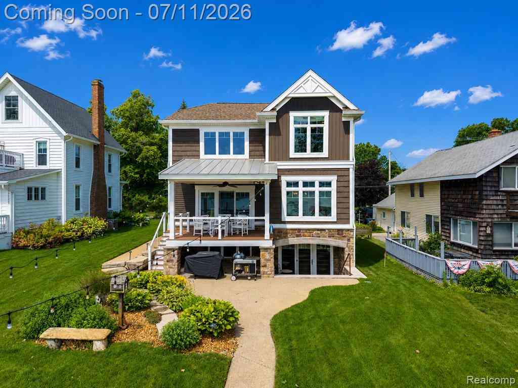 Homes For Sale - 12033 Torrey Road <br/> Genesee County, Fenton, MI 48430