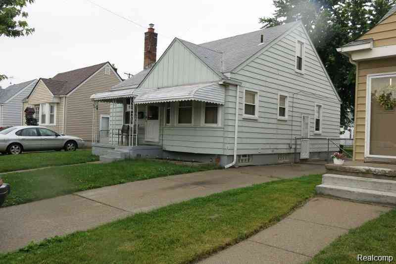 Homes For Sale - 20916 Dexter Boulevard <br/> Warren, MI 48089