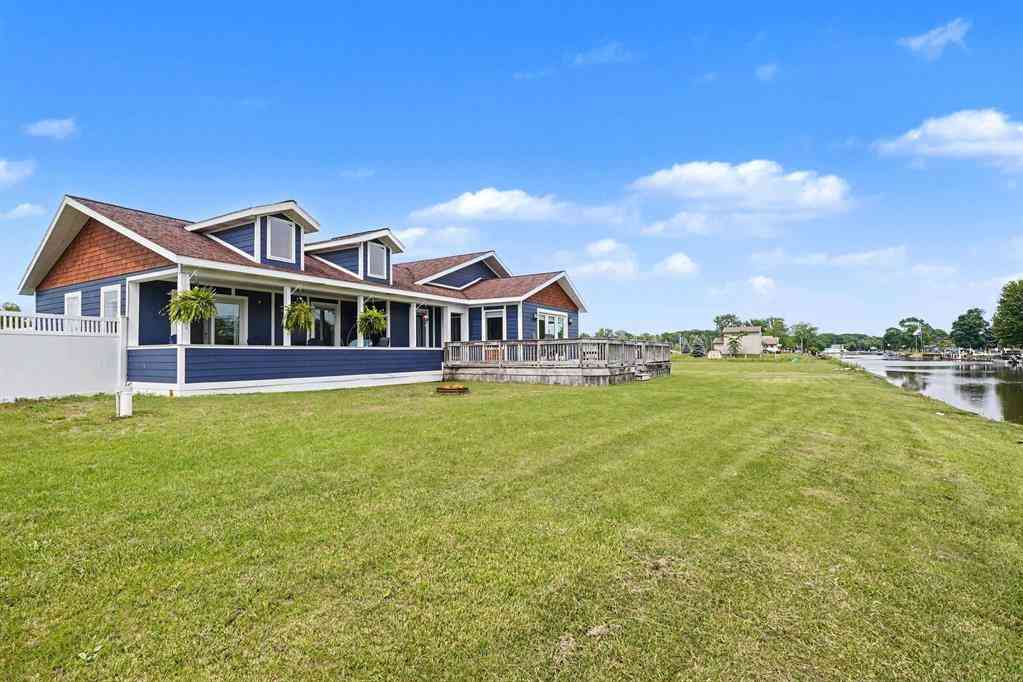 Homes For Sale - 2210 E Lola Lane <br/> Arenac County, Au Gres, MI 48703