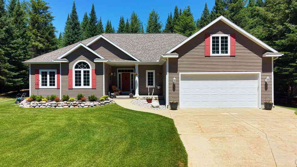 Homes For Sale - 8540 Beland Boulevard <br/> Antrim County, Bellaire, MI 49515