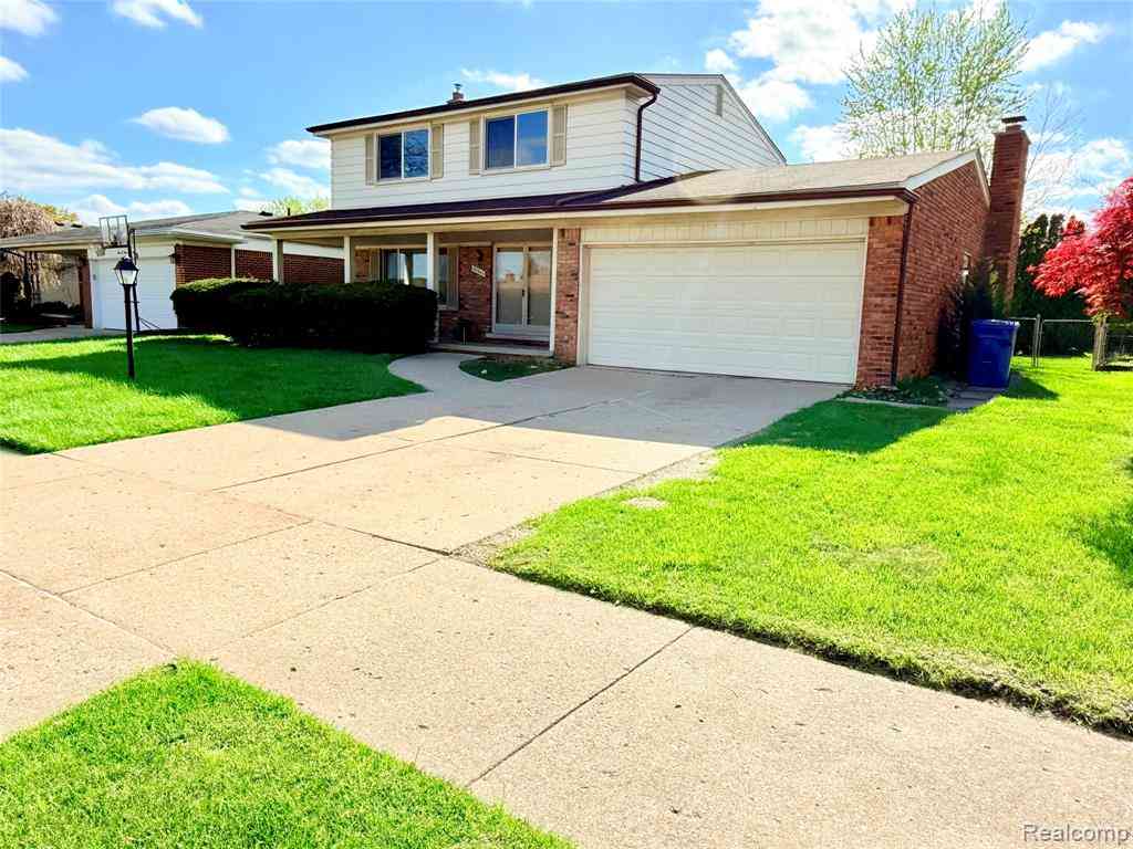Homes For Sale - 30943 Roselawn Drive <br/> Warren, MI 48088