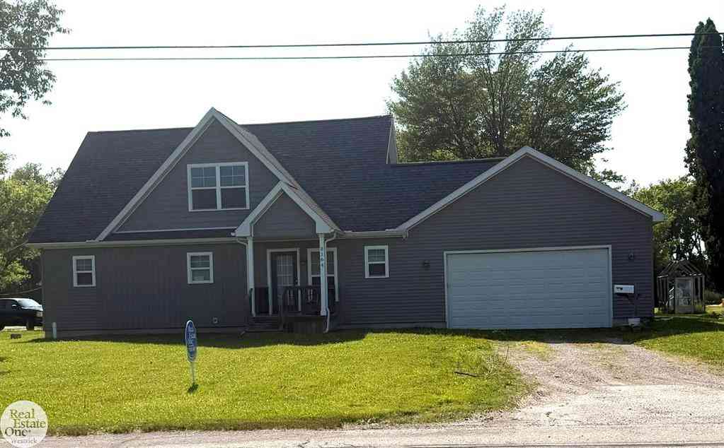 Homes For Sale - 8164 River Road <br/> Saint Clair County, Marine City, MI 48039