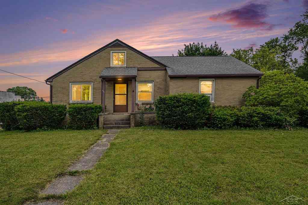 Homes For Sale - 401 Libby Street <br/> Pinconning, MI 48650
