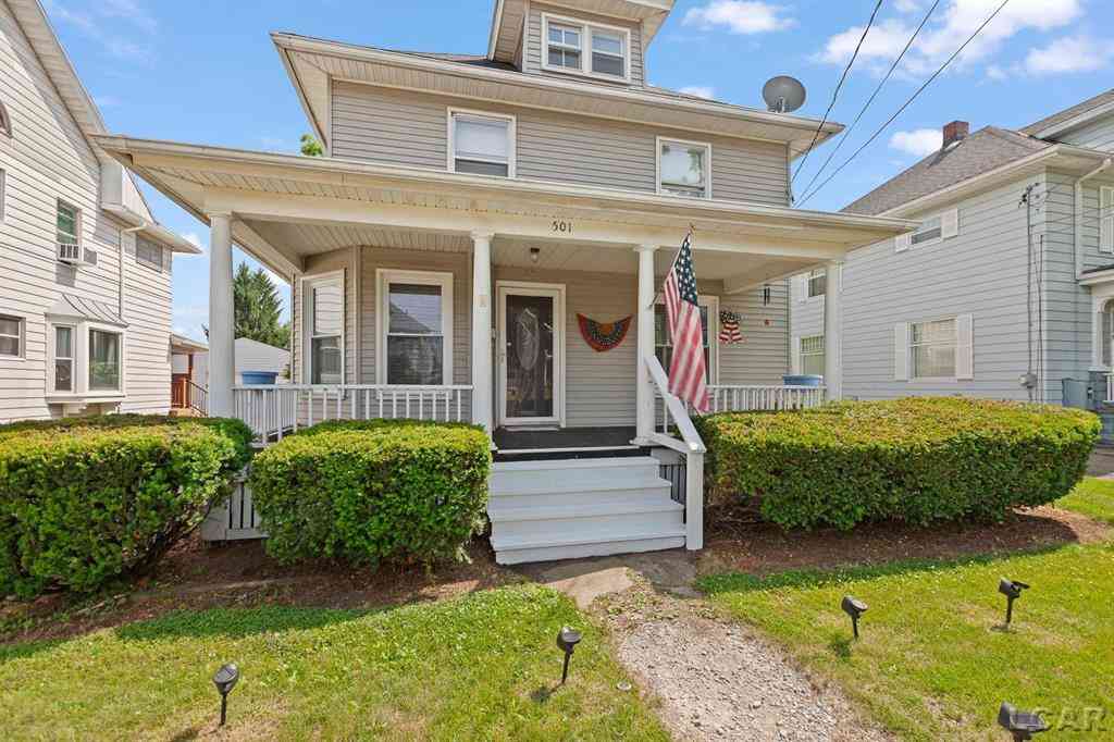 Homes For Sale - 501 Harwood Street <br/> Jackson, MI 49203