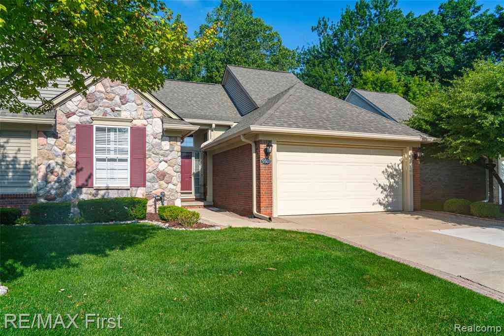 Condo For Sale - 5503 Ortman Drive <br/> Sterling Heights, MI 48314
