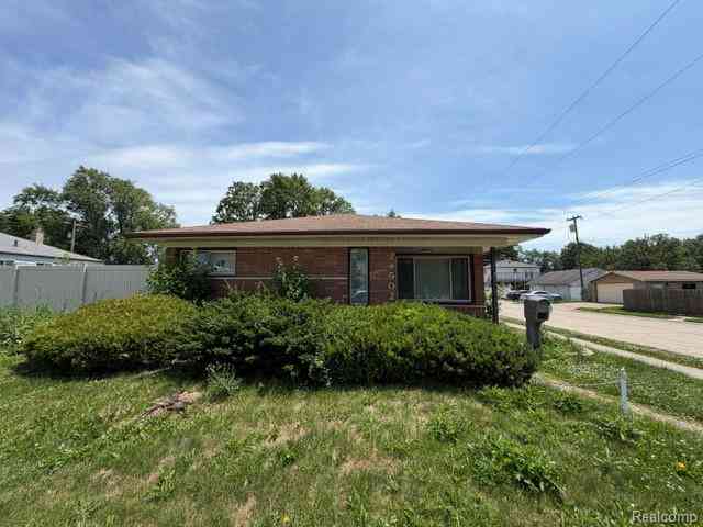 Homes For Sale - 24502 Tuscany Avenue <br/> Eastpointe, MI 48021