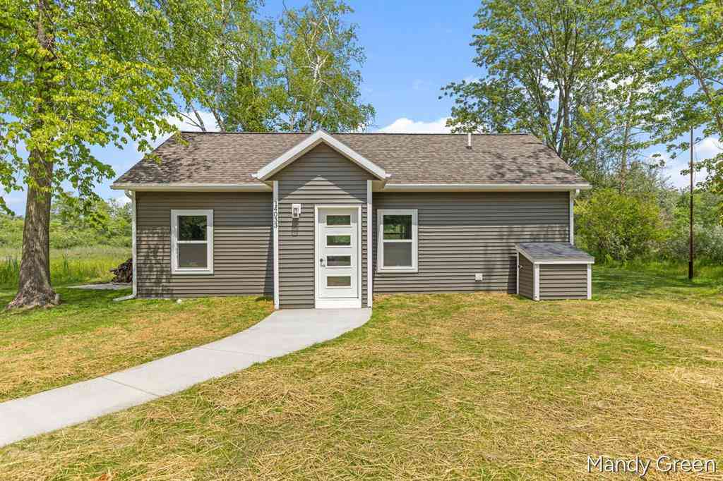 Homes For Sale - 14033 Perch Lane Ne NE<br/> Greenville, MI 48838