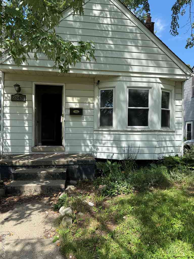 Homes For Sale - 23431 Forest Street <br/> Oak Park, MI 48237
