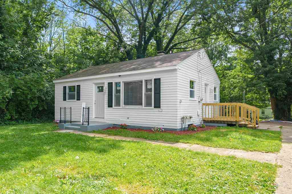 Homes For Sale - 1301 Colgrove Avenue <br/> Kalamazoo, MI 49048